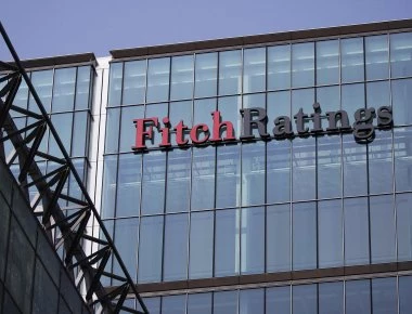 Η Fitch υποβάθμισε 20 τράπεζες της Τουρκίας